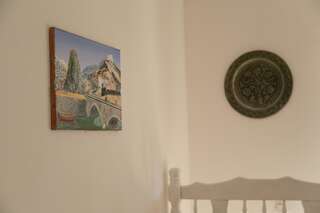 Хостелы Honey House Hostel Вирпазар Стандартный двухместный номер с 1 кроватью-10
