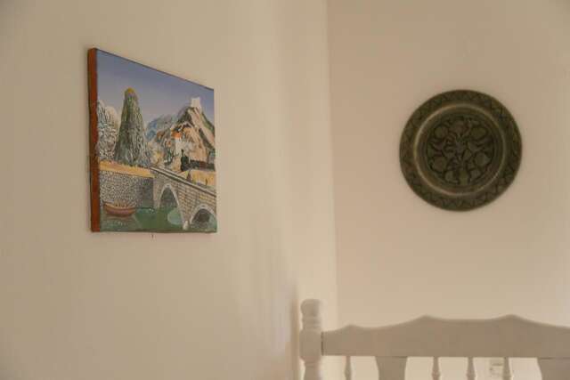 Хостелы Honey House Hostel Вирпазар-12