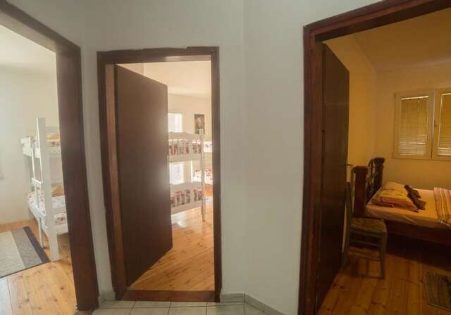 Хостелы Honey House Hostel Вирпазар-34