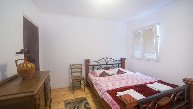 Хостелы Honey House Hostel Вирпазар-11